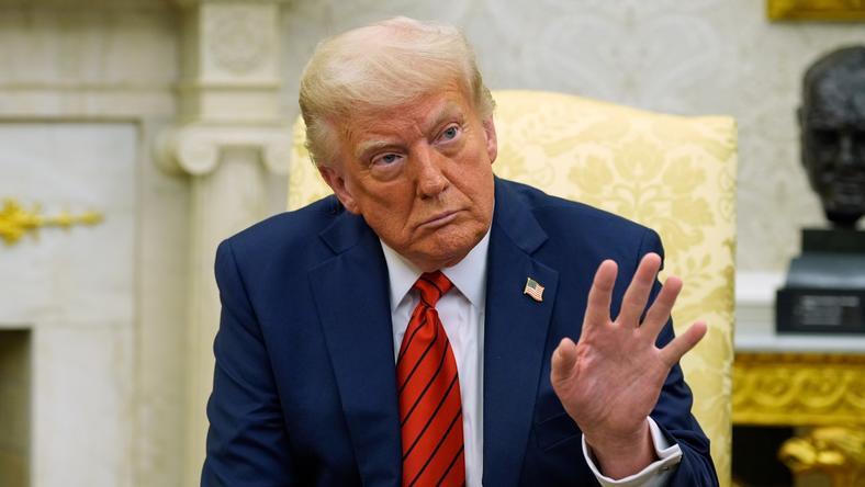 越模仿特朗普,“死”得越快?